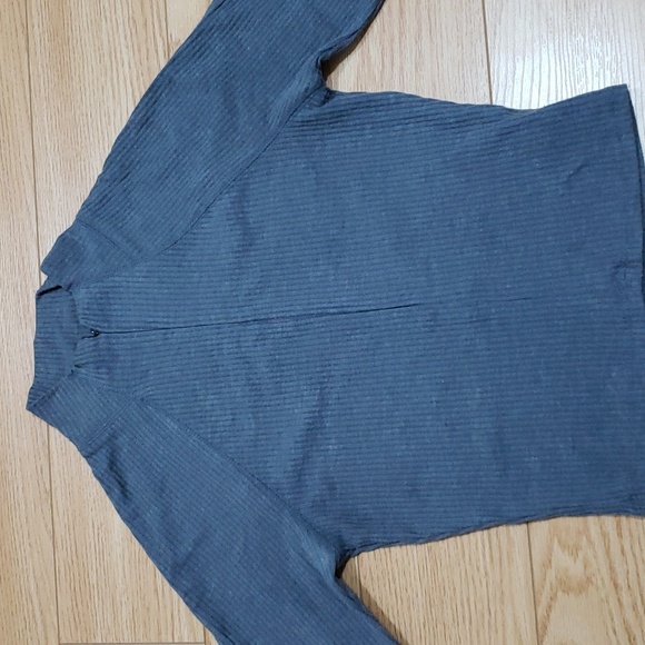 Top S - Picture 2 of 6